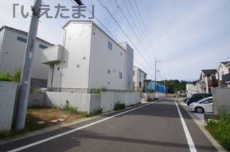 【前面道路含む現地写真】 | 【仲介手数料無料！！】稲城市東長沼　新築戸建て（全3棟）1号棟　5980万円