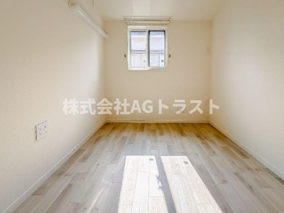 【洋室】 | ル・ドージュ