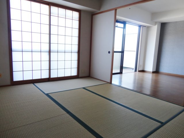 オーズコートの和室