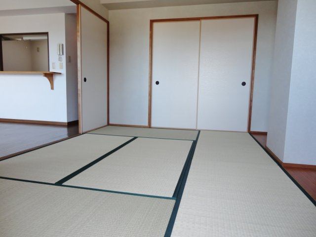 オーズコートの和室