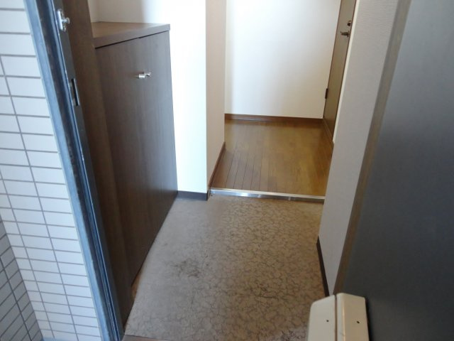 オーズコートの玄関