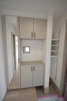 【収納】 | 【仲介手数料無料！！】稲城市東長沼　新築戸建て（全3棟）2号棟　6280万円