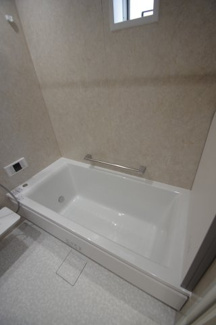 【浴室】 | 【仲介手数料無料！！】稲城市東長沼　新築戸建て（全3棟）2号棟　6280万円