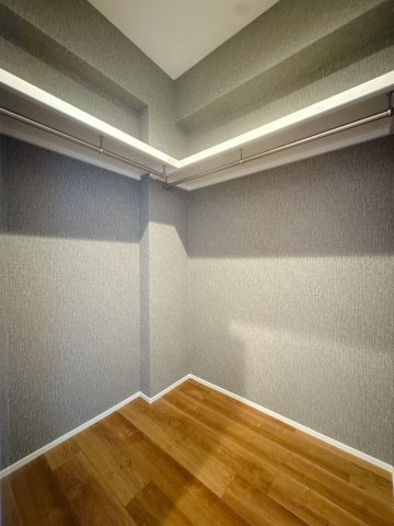 【収納】 | グランドメゾン長丘 | クローゼットは十分な広さを確保♪お荷物が多くても大丈夫です！