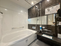 【浴室】 | グランドメゾン長丘 | 高級感溢れる新品交換済みのバスルームで、一日の疲れをいやしてください♪