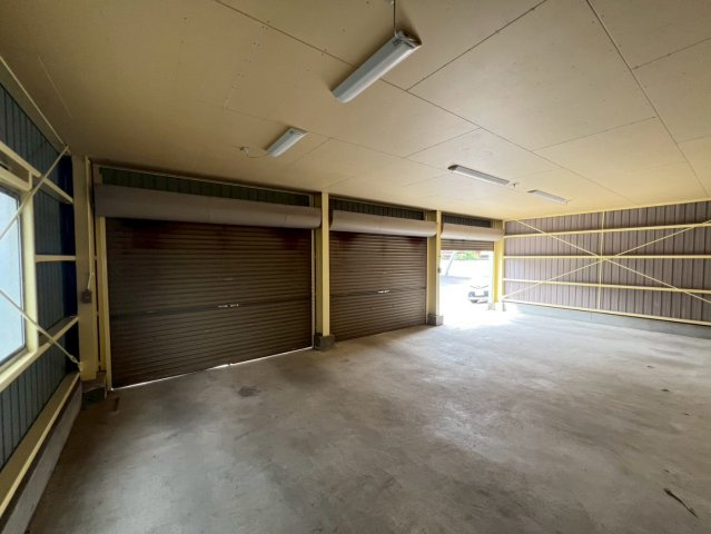 千足町10丁目貸倉庫の内装
