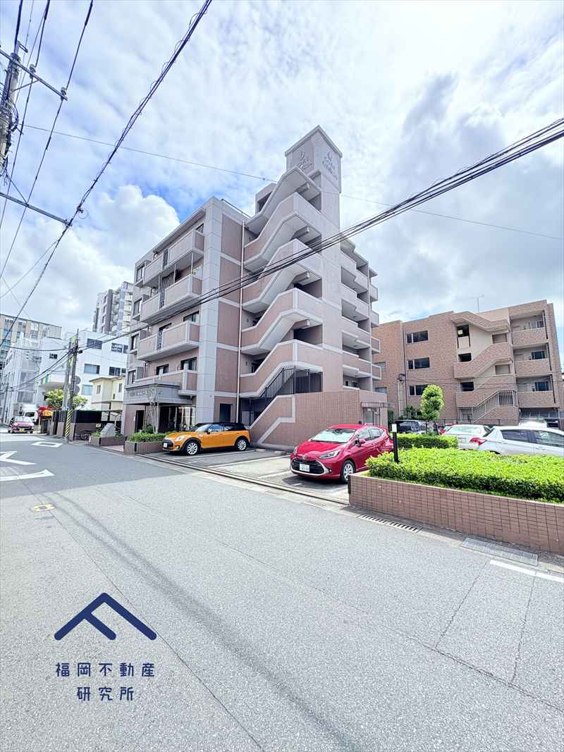 コアマンション別府の外観