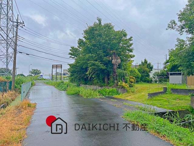【前面道路含む現地写真】 | 行田市大字持田　中古戸建