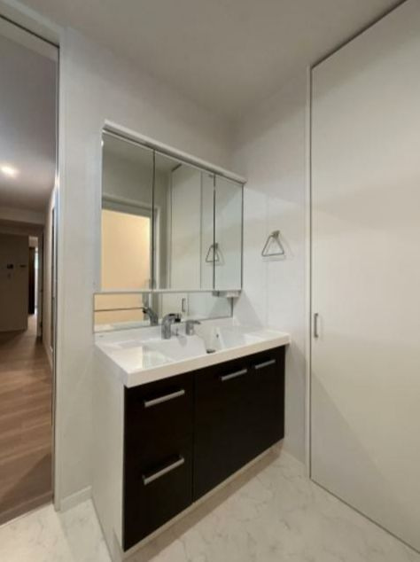 ヴィオラ・ボヌールの独立洗面台