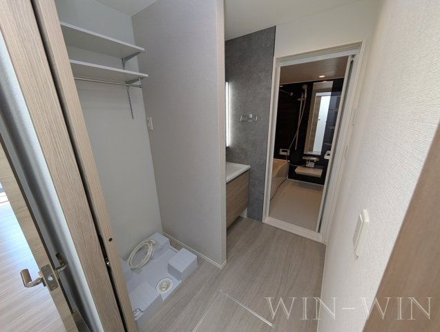 D-avance向山東の洗面所