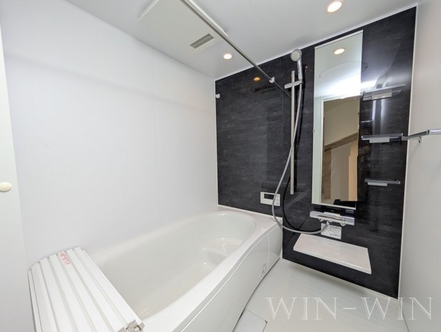 D-avance向山東の浴室