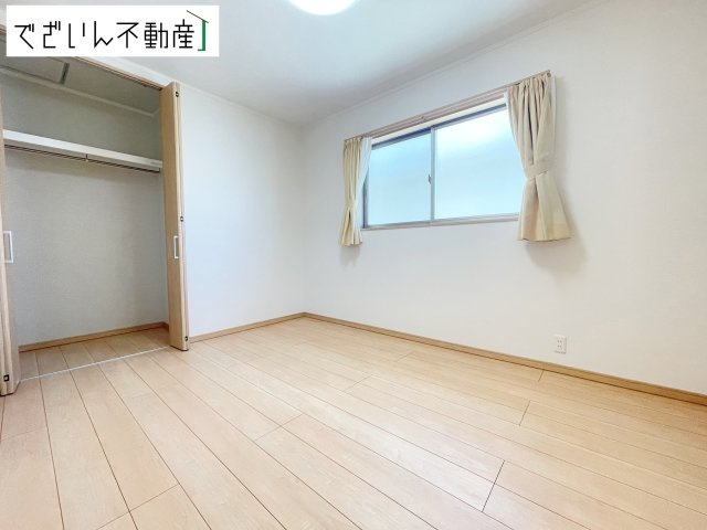 【洋室】 | 深谷市東方町5丁目　中古住宅   | 現地(2025年10月撮影)