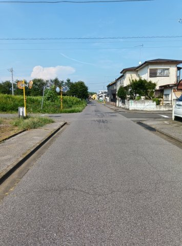 筑西市幸町1丁目の前面道路含む現地写真|南側道路の写真です