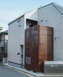 中野区中央５丁目のアパートのエントランス