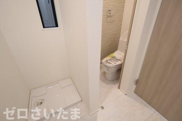 《仲介手数料無料》浦和区北浦和３丁目14-16新築一戸建てジオヴィスタのランドリースペース