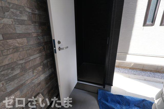 《仲介手数料無料》浦和区北浦和３丁目14-16新築一戸建てジオヴィスタの収納