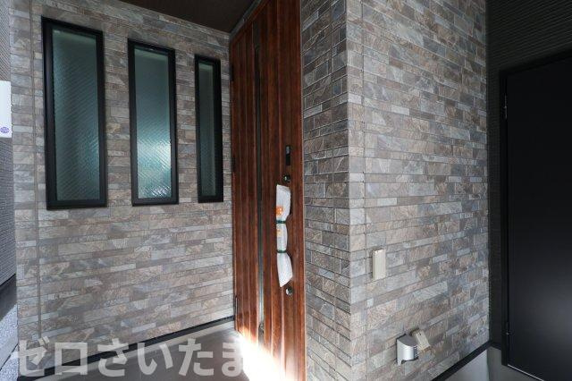 《仲介手数料無料》浦和区北浦和３丁目14-16新築一戸建てジオヴィスタの玄関