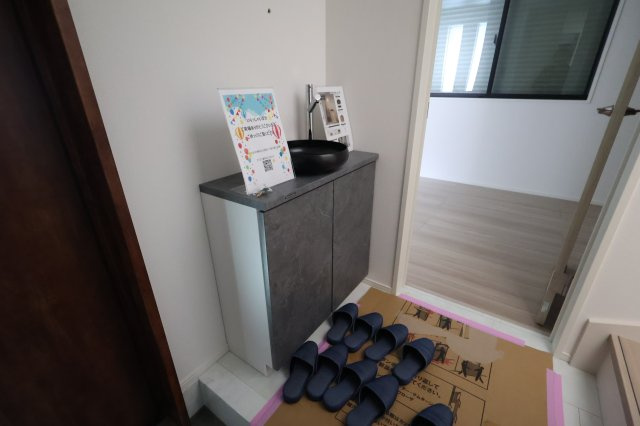 《仲介手数料無料》浦和区北浦和３丁目14-16新築一戸建てジオヴィスタの玄関