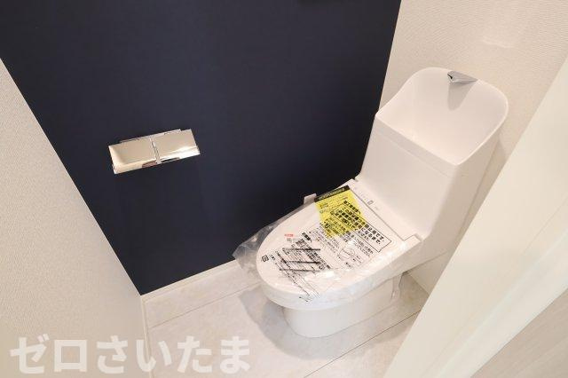 《仲介手数料無料》浦和区北浦和３丁目14-16新築一戸建てジオヴィスタのトイレ