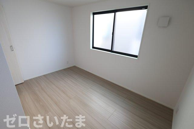 《仲介手数料無料》浦和区北浦和３丁目14-16新築一戸建てジオヴィスタの洋室