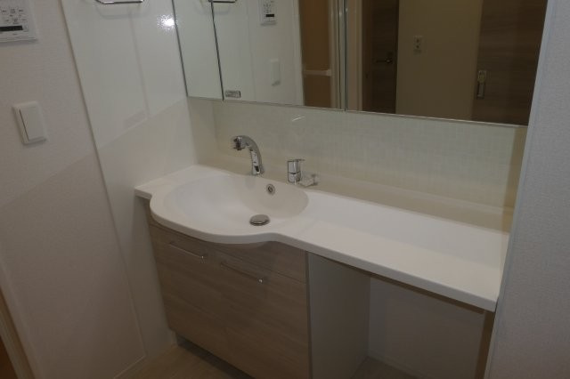 フォルビートの独立洗面台|シャンプードレッサー