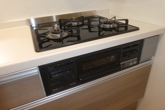 フォルビートのキッチン|3口ガスコンロ