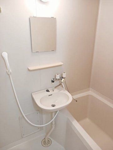 Ｏ．ＫハイツⅡの浴室|日々の暮らしに欠かせないお風呂です