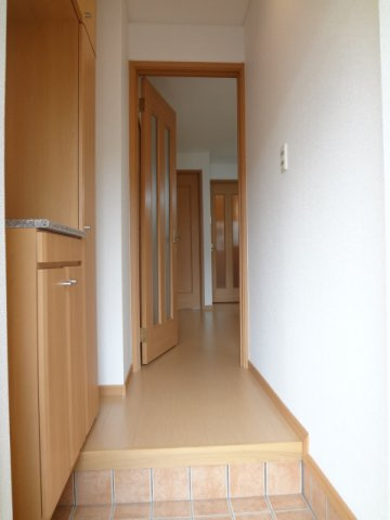 メゾン・ジェルメⅡの玄関|きれいな玄関です