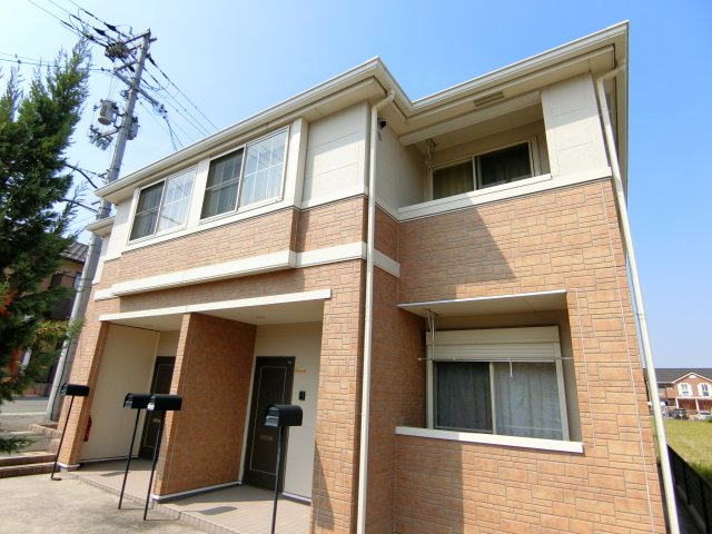 コンフォルト三日市の外観