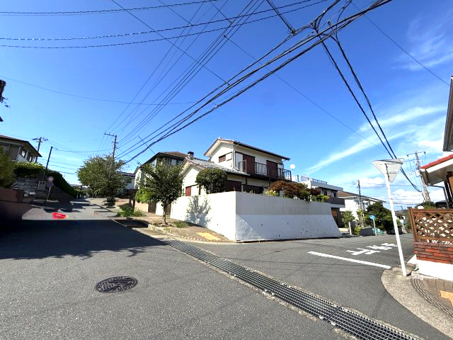 角地　閑静な住宅街の外観|陽当良好