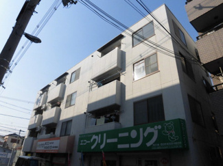 【外観】 | シンプルなデザインの清潔感ある外観です