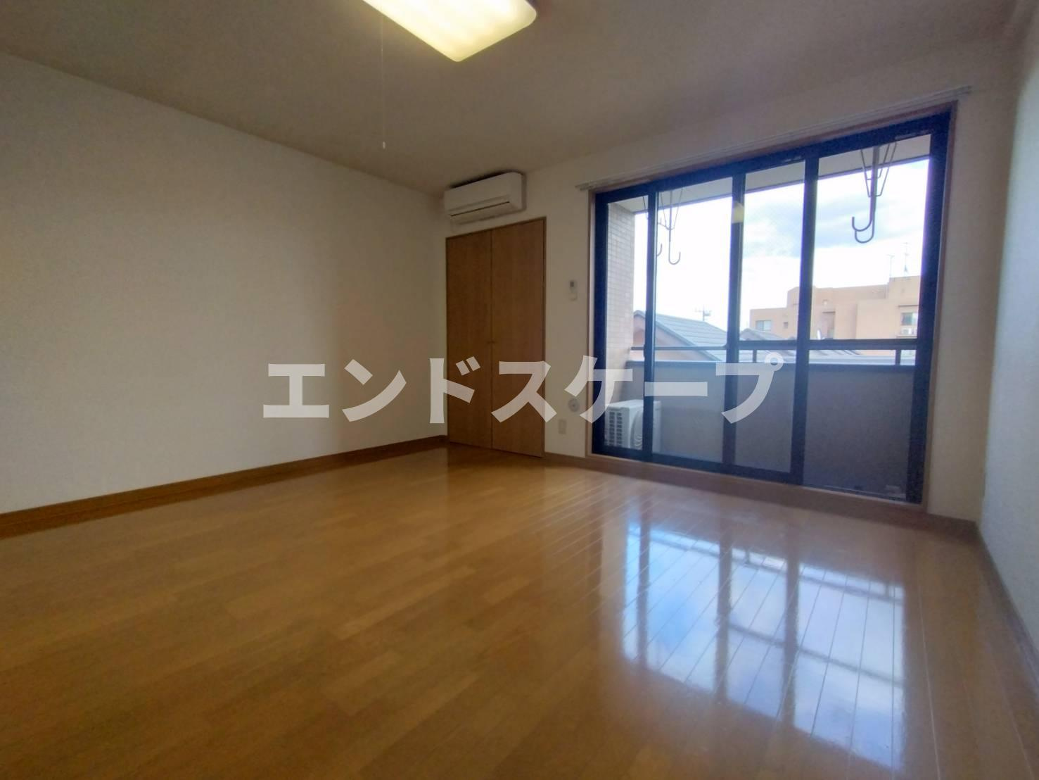 クオリティハイツ稲荷町の居間・リビング|高崎、前橋のお部屋探しはエンドスケープまで！お客様の理想お聞かせ下さい♪