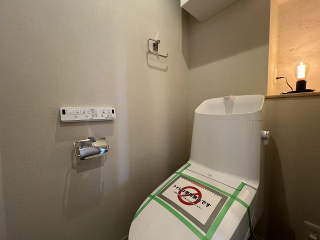 室内フルリノベの管理体制良好【横浜公園通り壱番館】のトイレ|清潔感のあるトイレです