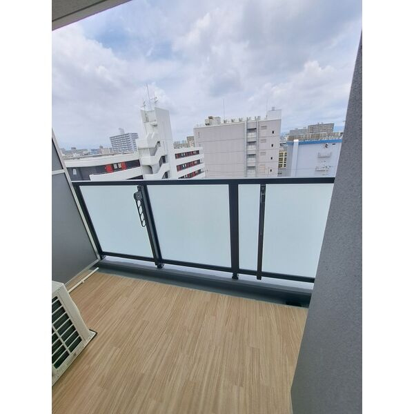 スプランティッド新大阪WESTのバルコニー