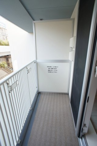 プライムメゾン大塚のバルコニー