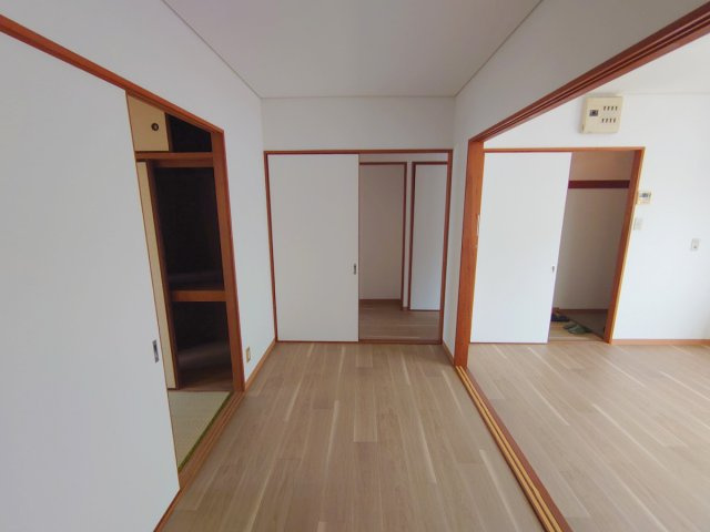 【洋室】 | ハイム逆瀬
