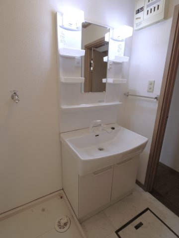 【洗面所】 | メゾンエスポワール | シャワー付洗面台