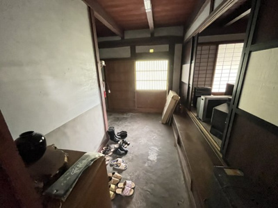【玄関】 | 稲畑中古戸建（農地付き）