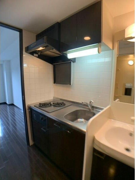 プレミアムコート名古屋金山インテルノのキッチン