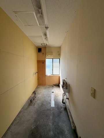 プラザ三邸の内装