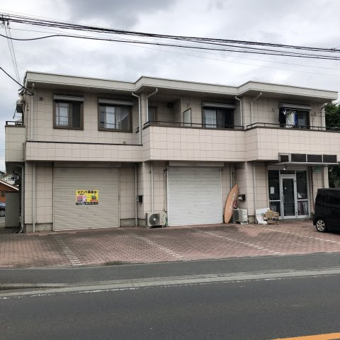 プラザ三邸の外観|真中の区画です
