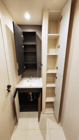 プライムメゾン大塚のエントランス