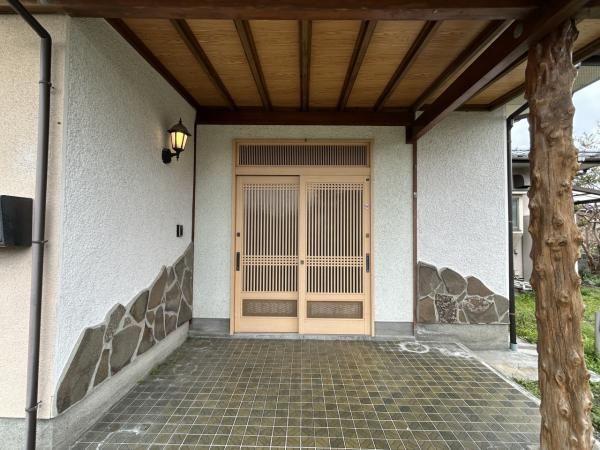 宇城市小川町川尻　戸建てのエントランス