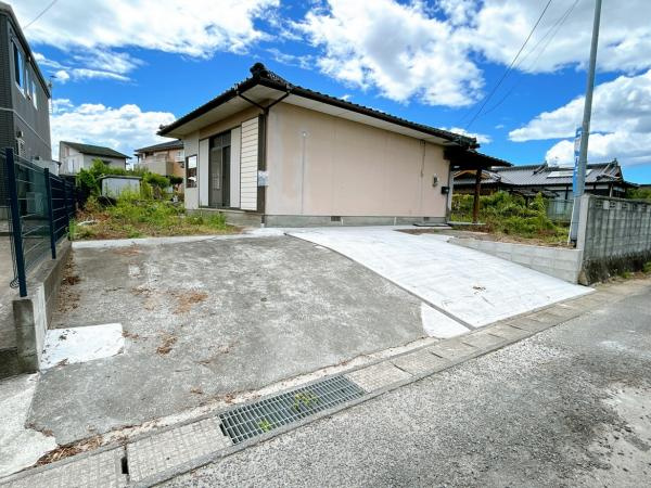 宇城市小川町川尻　戸建ての駐車場