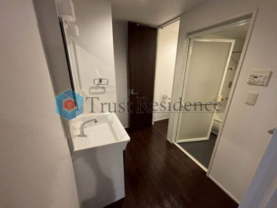 【玄関】 | AXIS銀座東