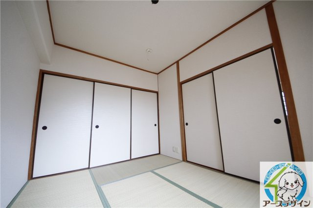 ロイヤルメゾン富士の和室