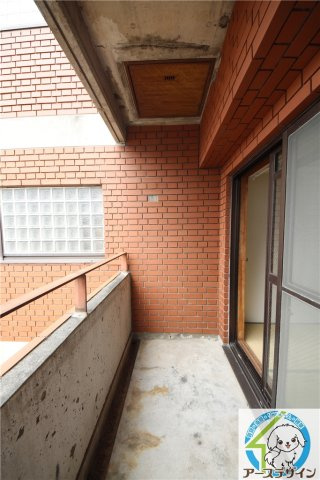 ロイヤルメゾン富士のバルコニー