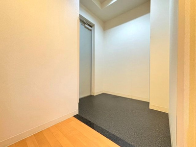 【玄関】 | クロツヴィア桜塚