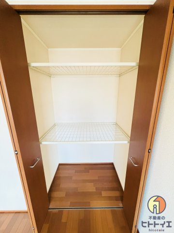 アクロス野町の収納|洋室のクローゼットです