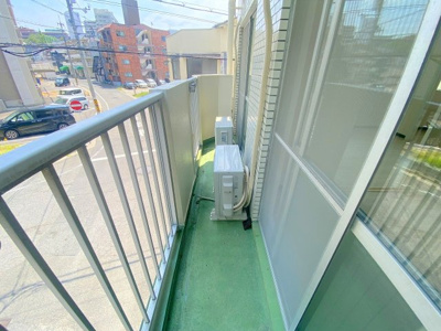 【バルコニー】 | 伊藤ビル | お洗濯に便利なバルコニー